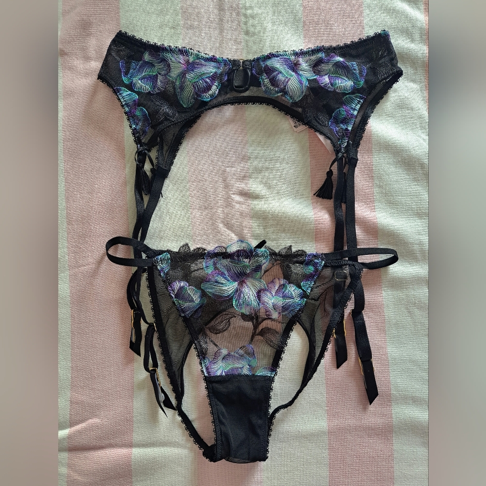 VS Lingerie Set (XS/S,S) New